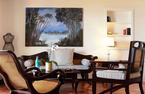 Saint-Leu Hotel | Blue Margouillat Seaview Hotel