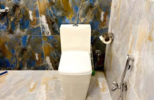 F-7 Sector Hotel | Blue Moon Residency