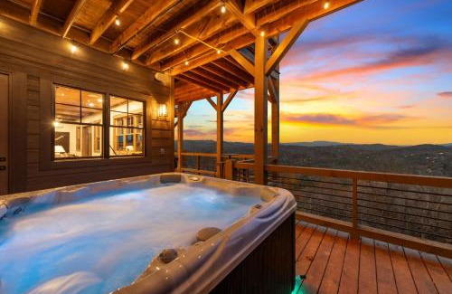 Blue Ridge Casa | Blue Run Cabin - Luxury Retreat Blue Ridge Heights - Hot Tub, Movie Theater, Game Room, Fire Pit, Mountain Views - Blue Ridge, G