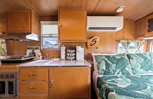 Willow City Casa | Blue Skies Retro Resort