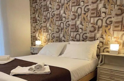 Zona IV Casal Boccone Casa | Blue vatican house