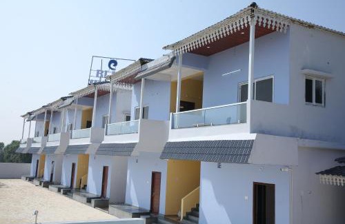 Chirala Hotel | Blue Waves Beach Resort