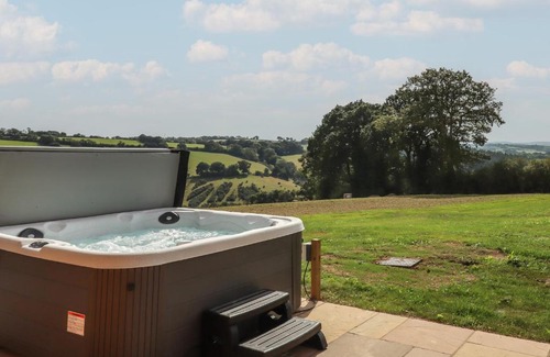 Sticklepath Casa | Bluebell Lodge