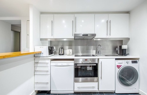 Saint-Victor Apartamento | Blueground | Saint Germain, nr the Sorbonne