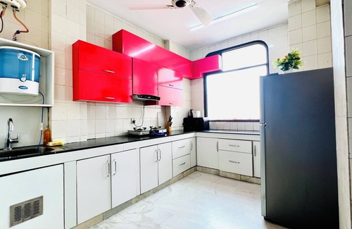 Defence Colony Apartamento | BluO Studio - Defence Colony - BathTub, Kitchen