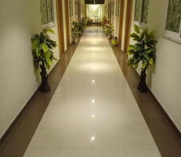 Lahore Hotel | BnB Hotel