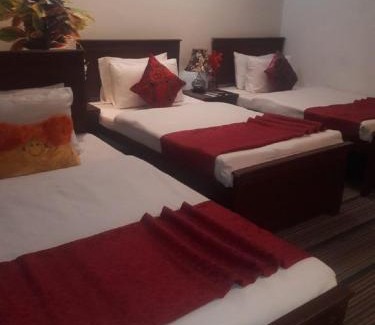 Lahore Hotel | BnB Hotel