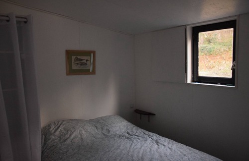 Panzoult Alquiler De Eote | boat-cabin on fishing pond in protected natural area