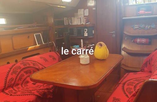 Pointe-a-Pitre Alquiler De Eote | Alquiler de cabañas en el muelle al pie del fuerte