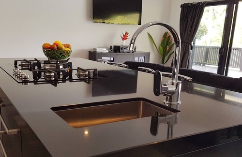 Rarotonga Villa | El Boaza Place está situado en Nikao y ofrece una piscina al aire libre.