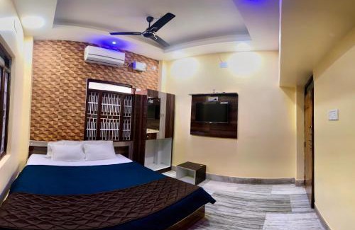 Puri Hotel | Bobby Premium Residency 350m from Jagannath temple