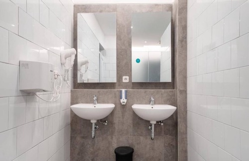 Melawai Hotel | Bobopod Kebayoran Baru Jakarta