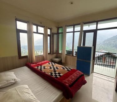 Vashist Cama Y Desayuno | Bodh Niwas -A unit of The Nest Community