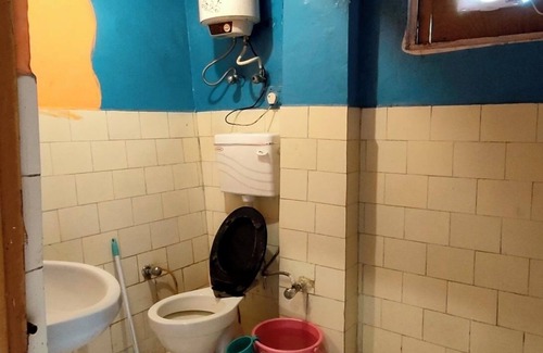 Burwa Cama Y Desayuno | Bodh Niwas - Unit of Nest Community