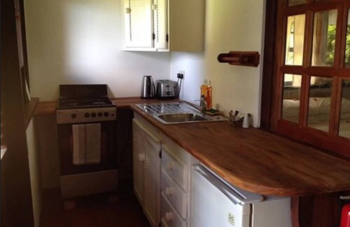 Hillsborough Cabaña | Bogles Round House