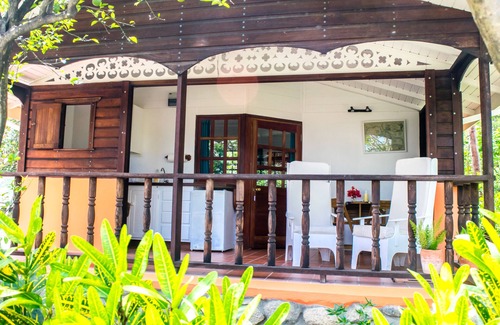 Hillsborough Cabaña | Bogles Round House