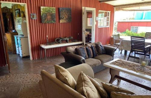 Kaapsehoop Casa | Bohemian Garden Cottages