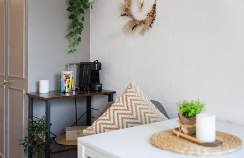 Darligen Apartamento | "Boho Oase" with lake view and pool