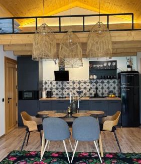 Slavske Chalet De Esquí | Boiko house - котеджі з чаном-джакузі