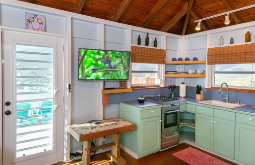 Seagrape Hill Cabaña | ¡Planifique su escapada relajante en Bon Bini Cottage!