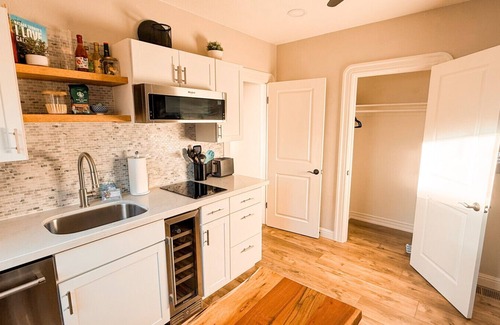 Concord Apartamento | Bonifacio Suite | Entire Apartment