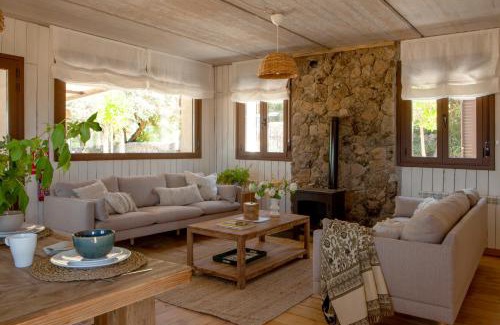 Mejorada Casa | Bonita casa de campo en finca privada con piscina- Sierra de Gredos