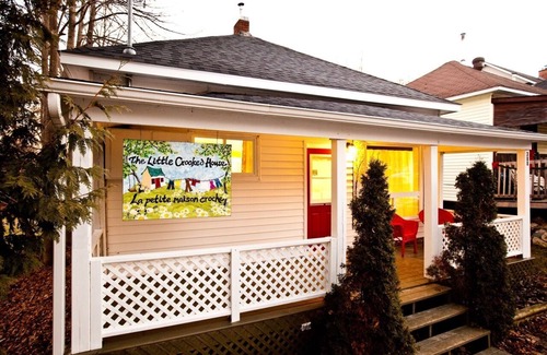 Timiskaming District Casa | Reserve una casa de alquiler como alternativa de hotel para sus próximas vacaciones en Haileybury.