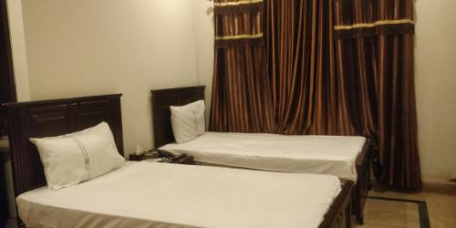 Gulberg Hotel | booking at lodges