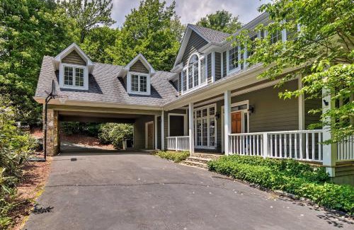 Boone Casa | Boone Home with Fire Pit - Near App Ski and Sugar Mtn!