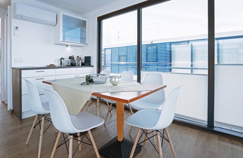 Braunsbedra Alquiler De Eote | Bootshaus Familia y amigos en Geiseltalsee.