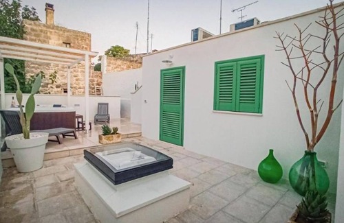 Francavilla Fontana Historic Centre Apartamento | Borgo San Giovanni Luxury - apartment with jacuzzi