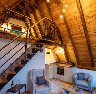 Pluzine Chalet De Esquí | Boricje Village Escape