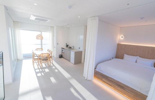 Kunip Casa | Boryeong I-Ocean Pool Villa