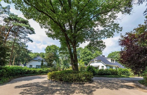 Lunteren Chalet De Esquí | ✓ Boshoeve at Landgoed de Scheleberg ✓ Villa for 8 persons ✓ Situated in Lunteren (Gelderland) ✓ Holiday park at the Veluwe ✓ Book directly at the park