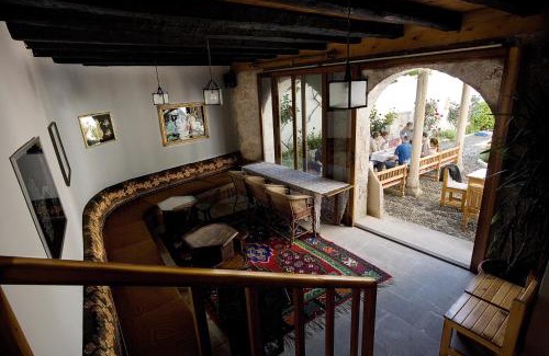 Mostar Hotel | Bosnian National Monument Muslibegovic House