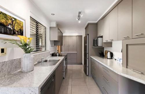 Arrowtown Casa | Botanical Bliss