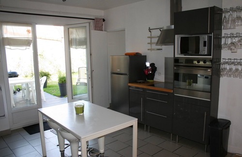 Bourbourg Cabaña | Bourbourg amueblado cabaña - 2 dormitorios - 5 personas - jardín cerrado - estacionamiento privado