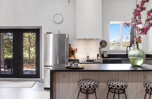 Brighton Casa | Boutique Gateway by Prince Edward County