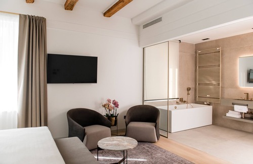 Donji Grad Hotel | Boutique HOH