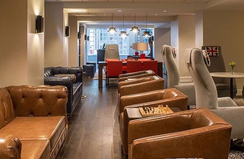 Union Square Casa | Boutique King Room, King George Hotel, Central Location, Ideal For Couple Stay