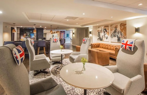 Union Square Casa | Boutique King Room, King George Hotel, Central Location, Ideal For Couple Stay