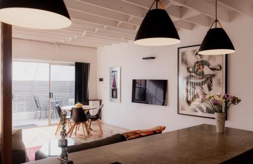 West Hobart Apartamento | Boutique Warehouse living in West Hobart
