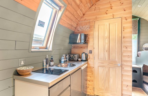 Sleaford Cabaña | Boxing Hare - UK39915