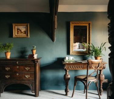 Willesborough Hotel | Boys Hall