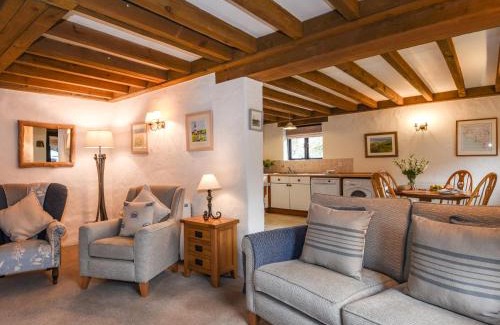 Ringmore Casa | Bramble Cottage