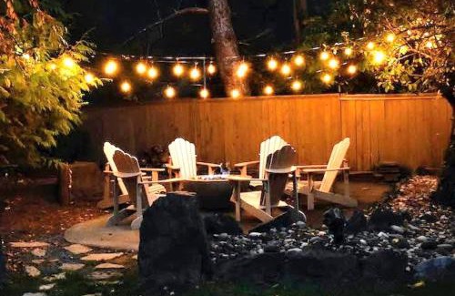 Harrison Hot Springs Hotel | Bramblebank Cottages