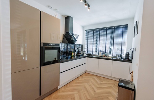 Slotervaart Villa | Brand new bright & luxurious villa in Amsterdam!