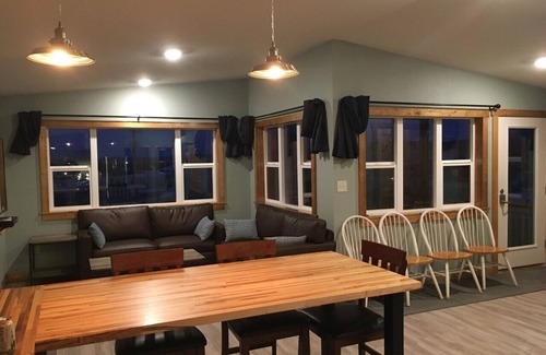 Fort Smith Casa | Nuevo hogar personalizado cerca de la pesca, la navegación y la caza.