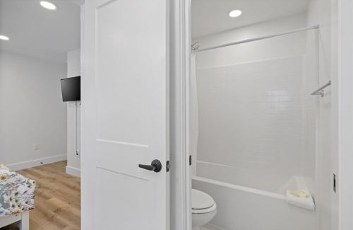 Palmetto Dunes Casa | Brand New LUX Townhome-Mins to Beaches, Game Room!