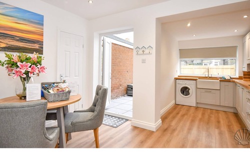 Amble Casa | BRAND NEW refurbished 2 bedroom LUXURY cottage 300 yards from Beach